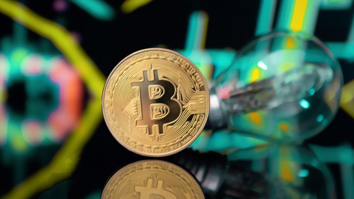 افزایش 2.2 میلیارد دلاری ورود سرمایه به ETF های بیت کوین و اتریوم